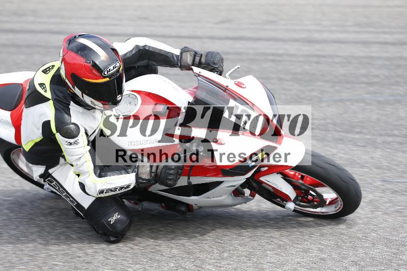 /Archiv-2025/07 19.04.2025 Speer Racing ADR/Gruppe gelb/5